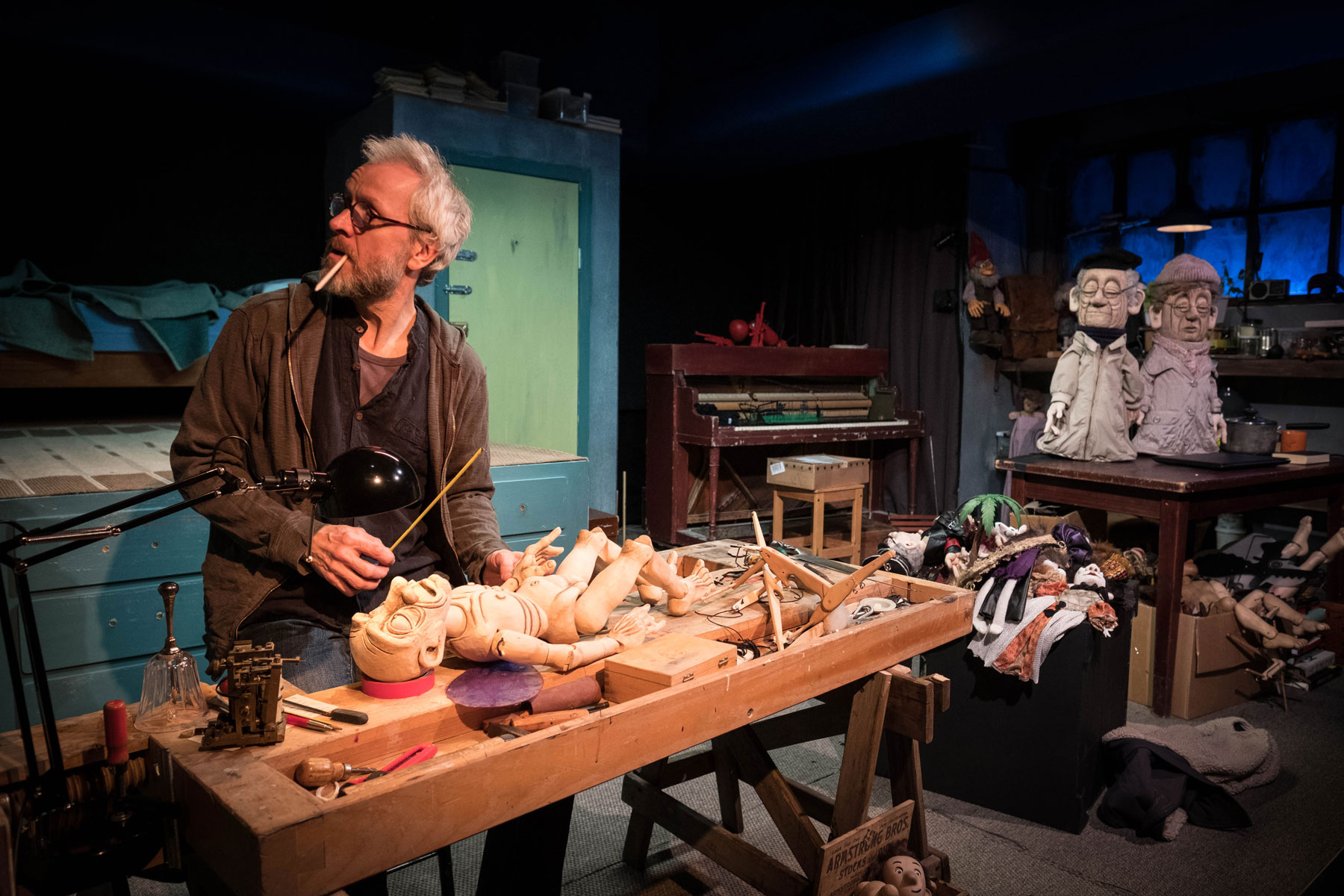 THE PUPPET MASTER Worlds of Puppets by Bernd Ogrodnik