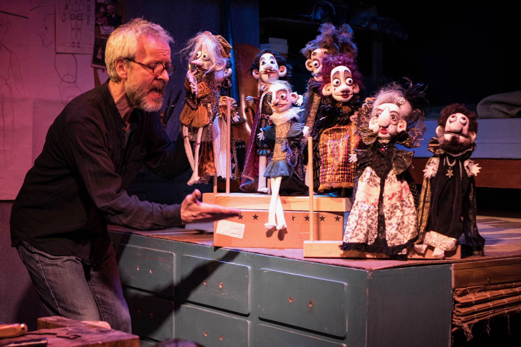 THE PUPPET MASTER Worlds of Puppets by Bernd Ogrodnik